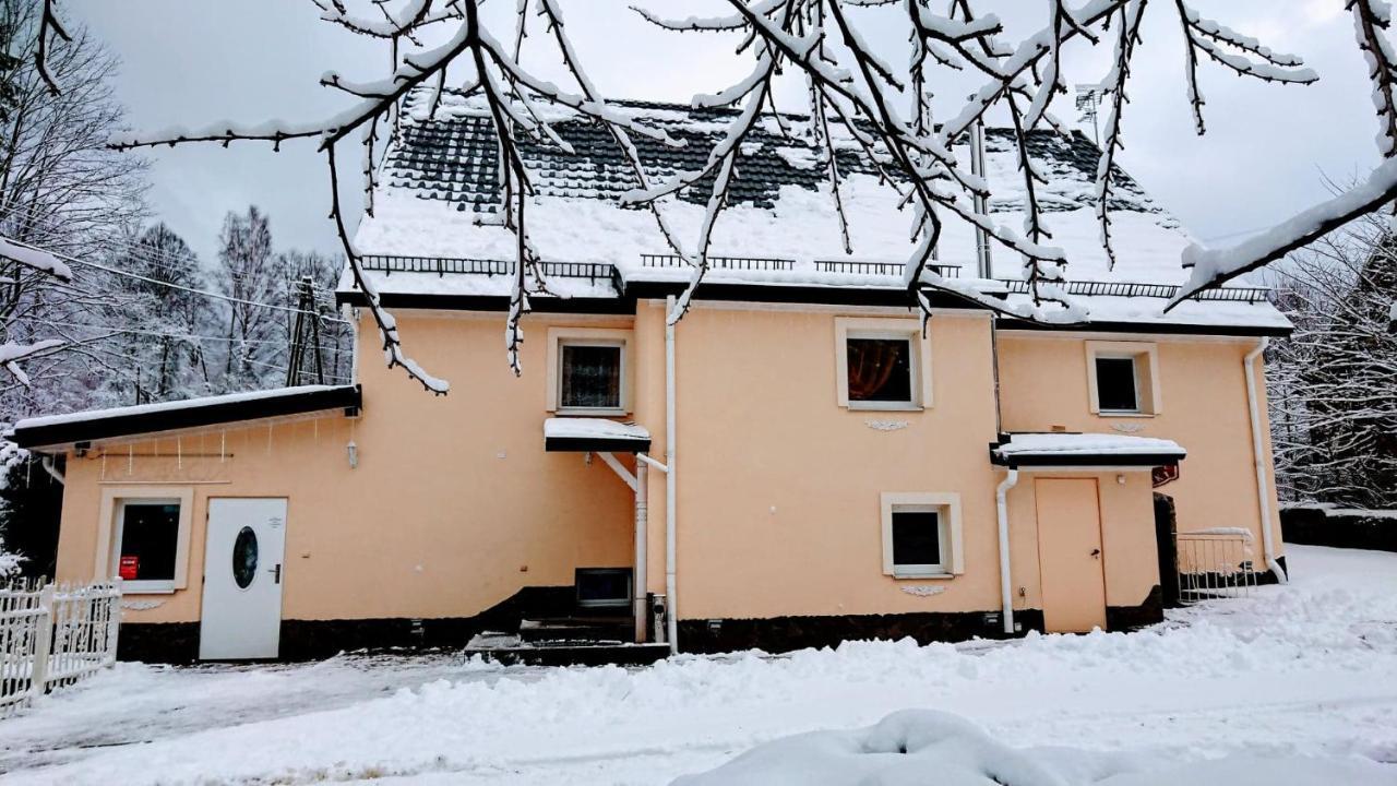 Gosciniec Jas -Sniadania I Obiadokolacje Szwedzki Stol W Cenie Bezplatny Parking Szklarska Poręba Exterior foto